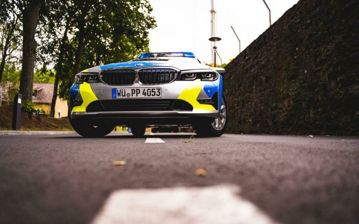 Polizeiauto vorne unten Polizeiauto vorne unten